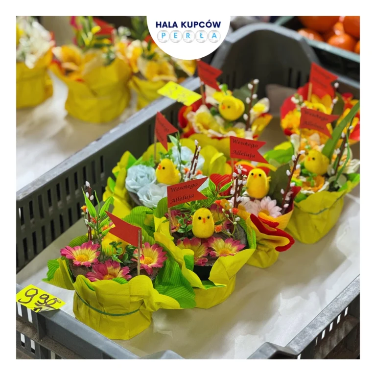 Instagram post from hala_kupcow_wroclaw. This post is in position 3.